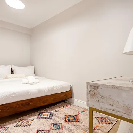 Chic Spacious 4br With Lift On Main Street 2m Metro Daire İstanbul
